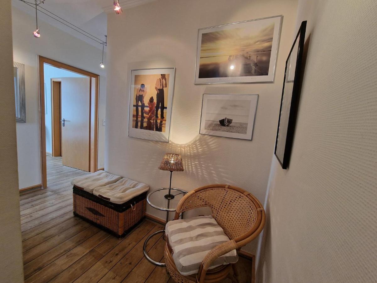 Apartment Mit 2 Schlafzimmern Und Balkon Ah 720